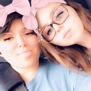 Meet your Posher, Kandis